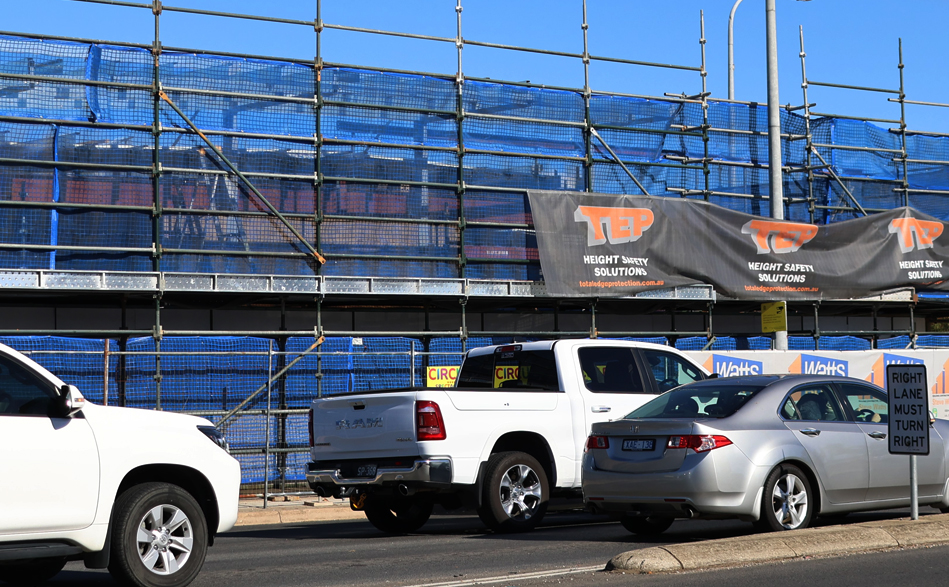 Guard Rails for Commercial Total Edge Protection (TEP) Albury-Wodonga region